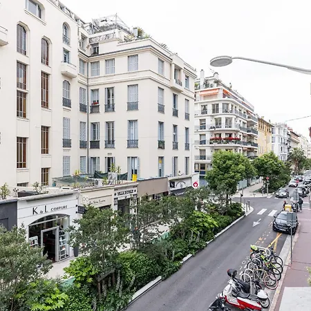 1 Bdr Apartment *